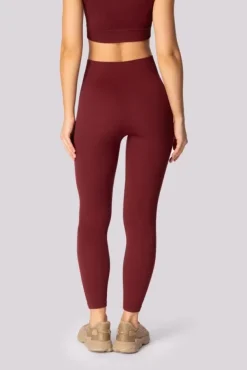 Burgundowe Legginsy prążkowane RIBBED<Polski