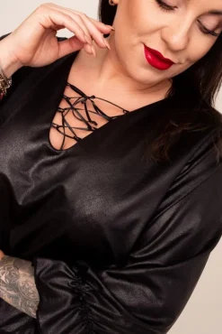 Czarna Sukienka LORESIA Plus Size<Polski Online