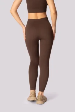 Kawowe Legginsy prążkowane RIBBED<Polski Outlet